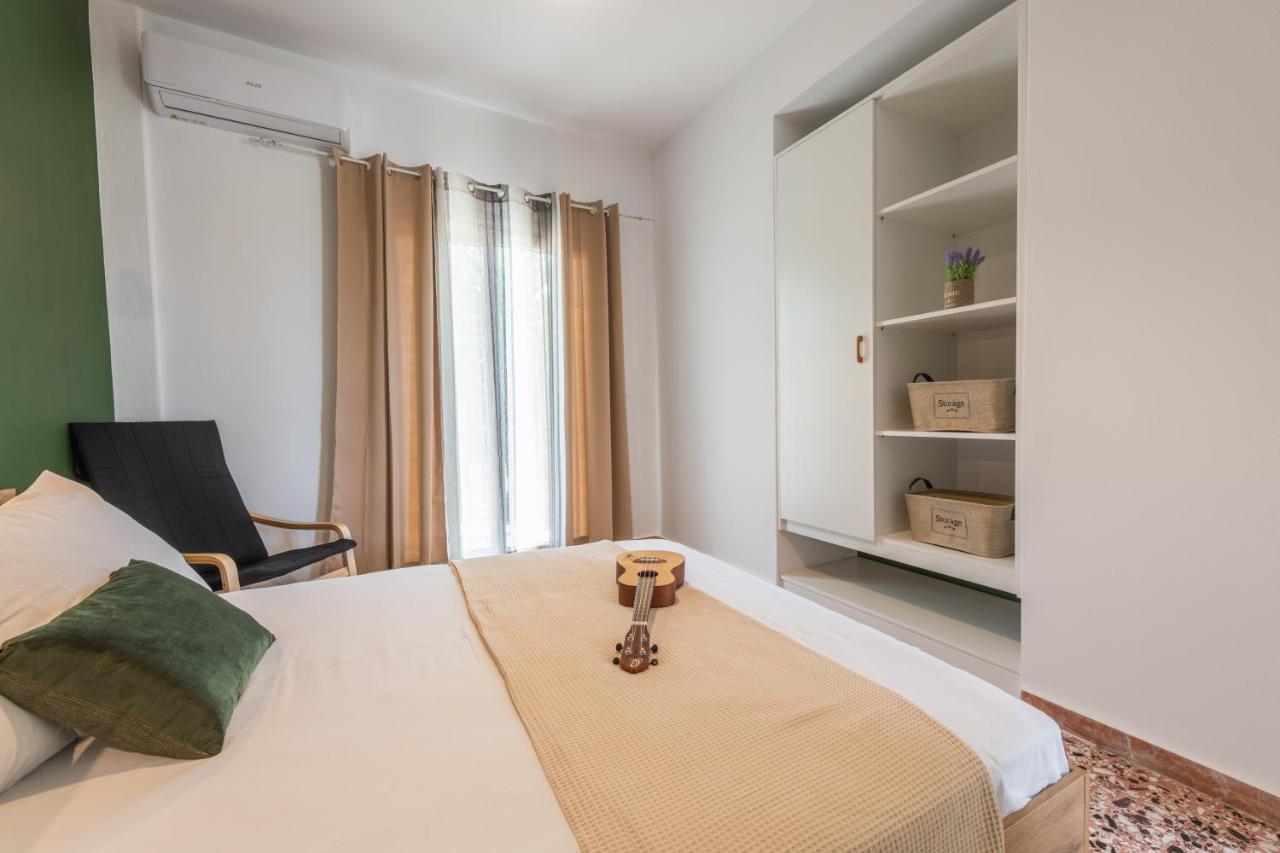 Lazaris Apartments Almiros Beach Екстериор снимка