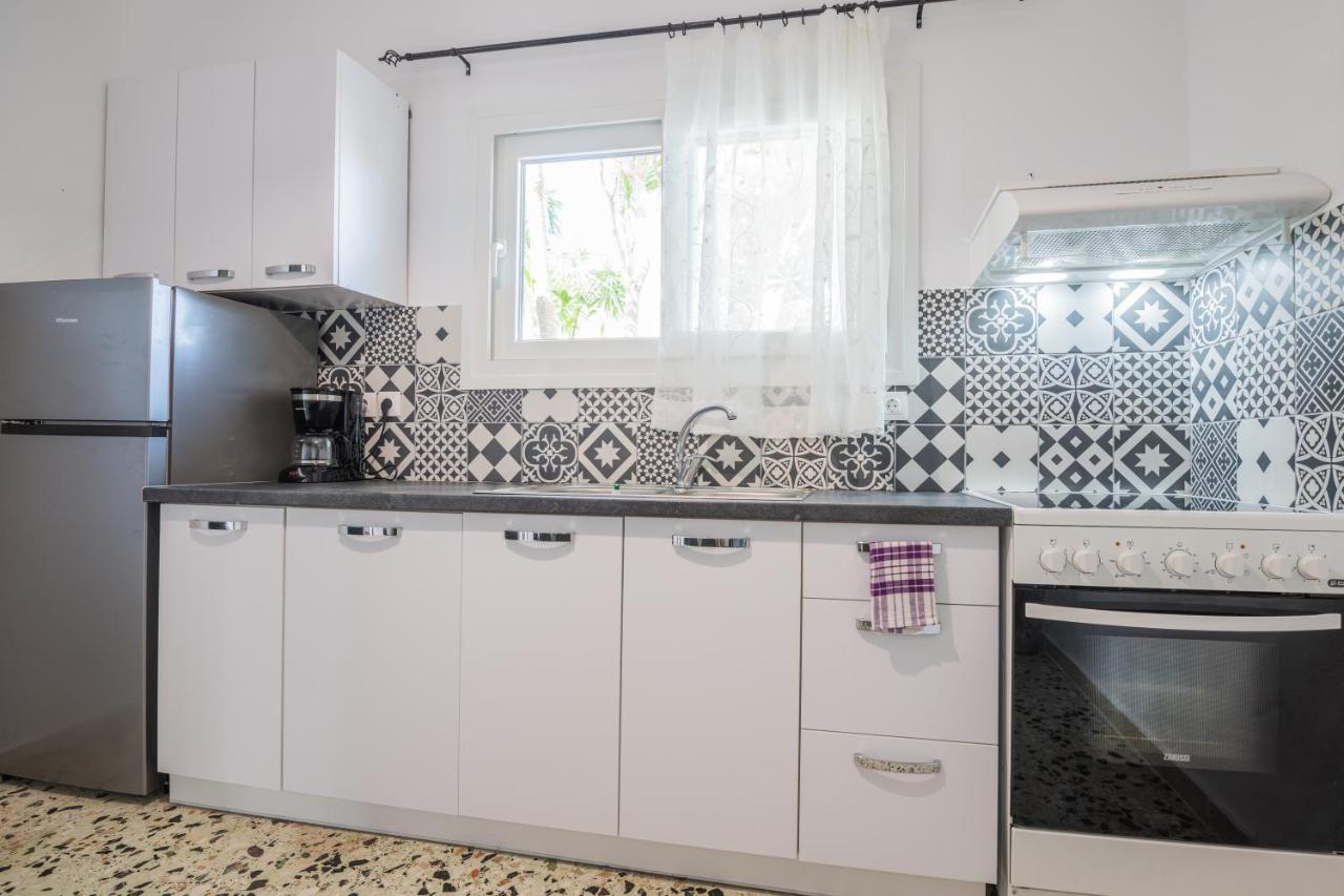 Lazaris Apartments Almiros Beach Екстериор снимка