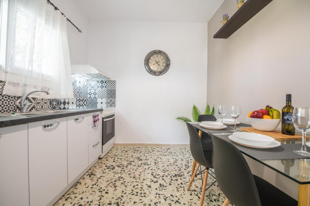 Lazaris Apartments Almiros Beach Екстериор снимка